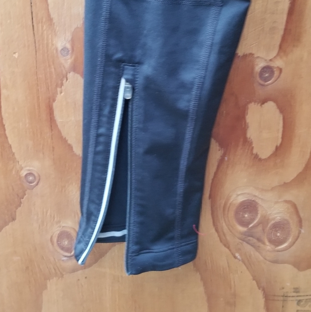 Nike Women's Dri Fit Leggings - Picture 4 of 8